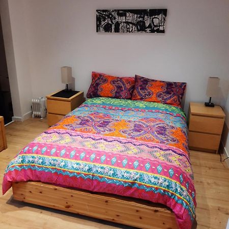 Lovely Home With Full En-Suite Double Bed Rooms Reading Luaran gambar