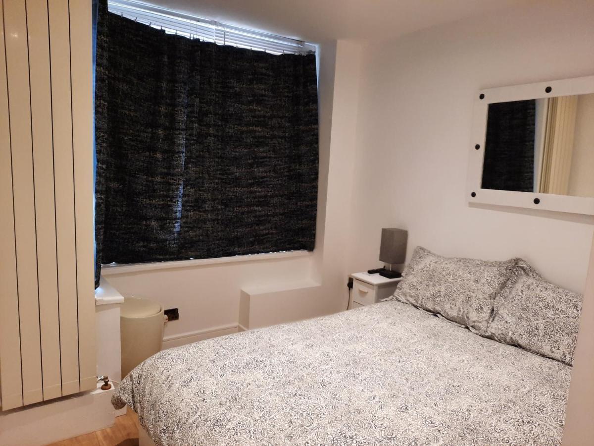 Lovely Home With Full En-Suite Double Bed Rooms Reading Luaran gambar