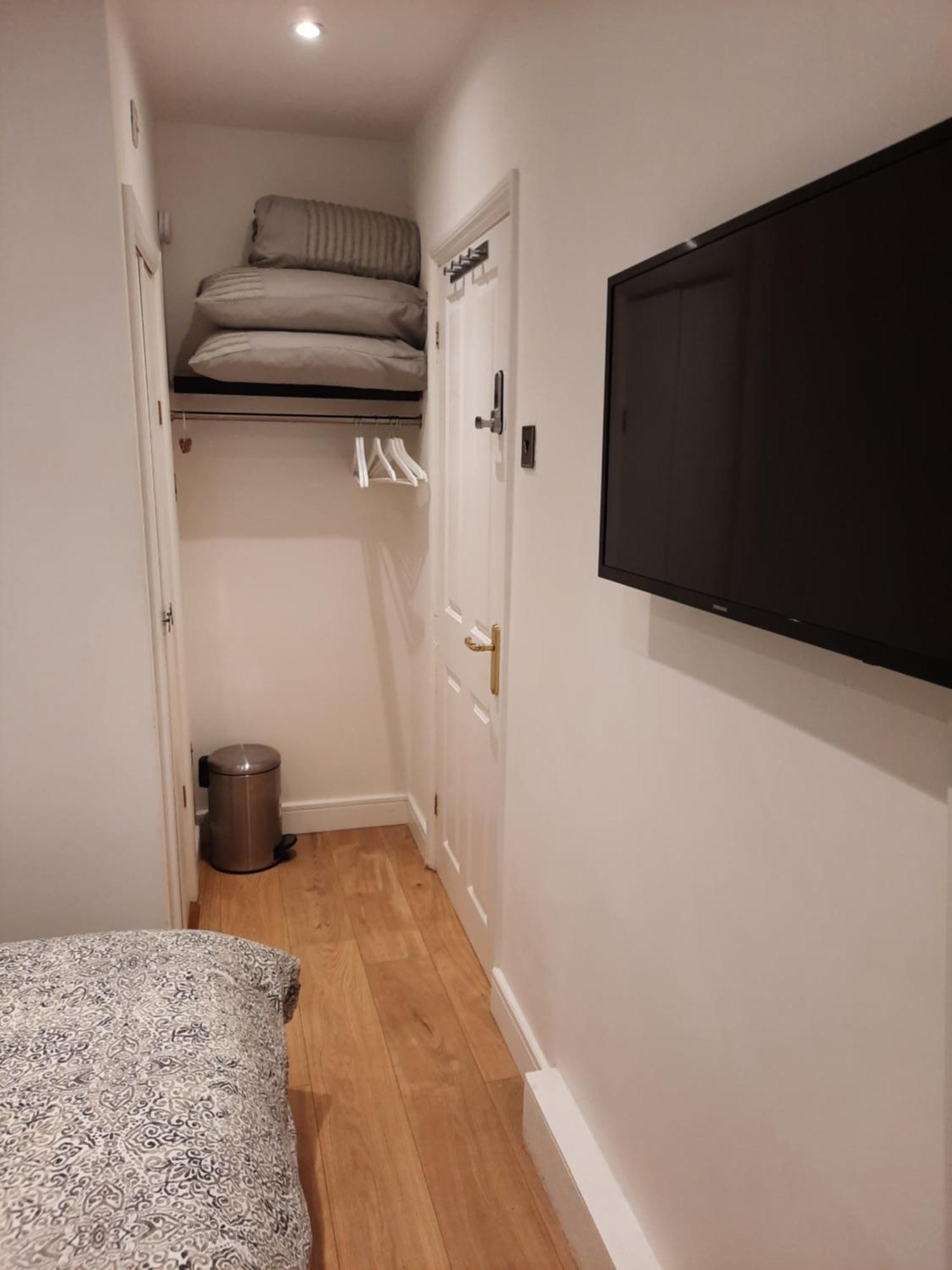 Lovely Home With Full En-Suite Double Bed Rooms Reading Luaran gambar
